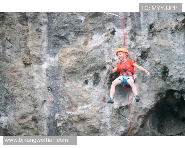 攀岩之巅:深入杭州攀岩队的比赛历程与经验分享 攀岩之巅:深入杭州攀岩队的比赛历程与经验分享