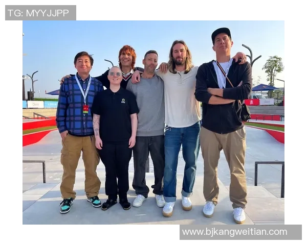 黄静专访:从滑板新手到行业先锋的成长之路回顾 黄静专访:从滑板新手到行业先锋的成长之路回顾